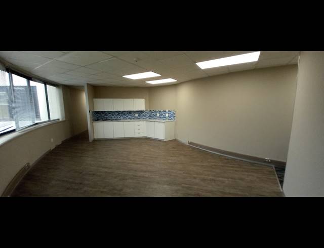 433M² OFFICE TO LET IN WOODMEAD